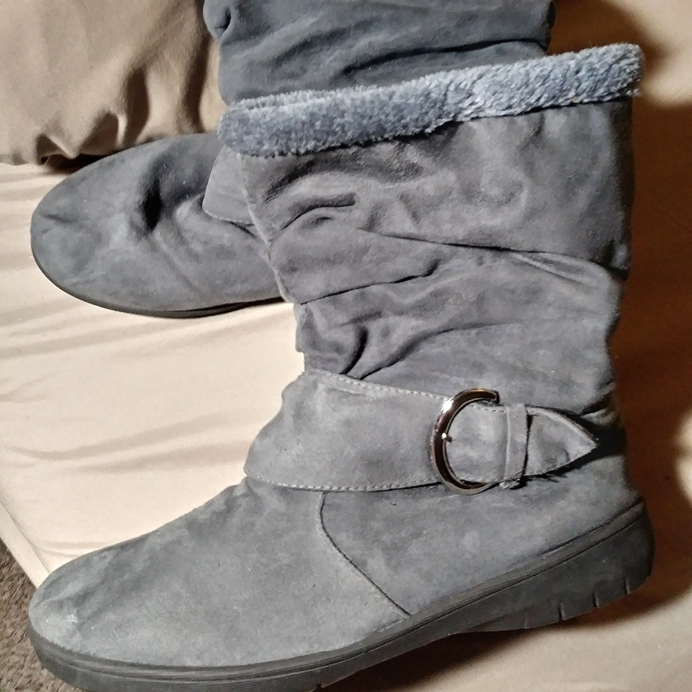 Boots Size 10